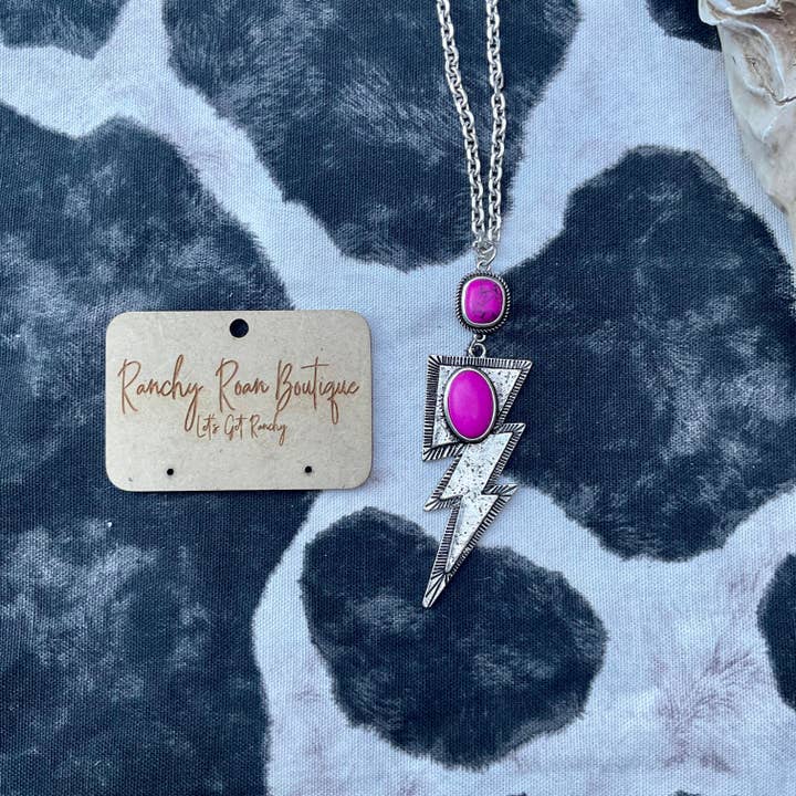 Ranchy Roan Boutique - Vente Colliers à pendentif - Sautoir avec pendentif éclair rose1