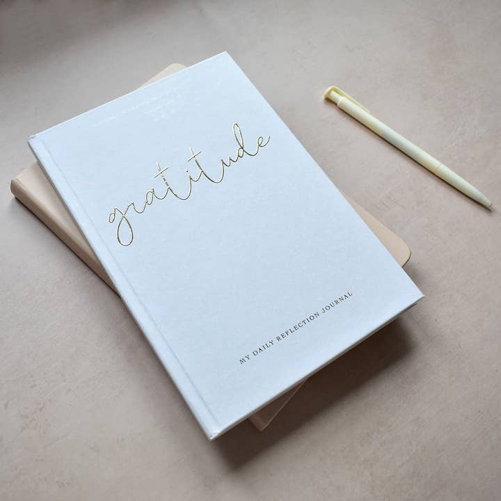 Três Paper Co - Wholesale Journal/Diary - Gratitude Gold Foiled Journal - Daily reflection Journal