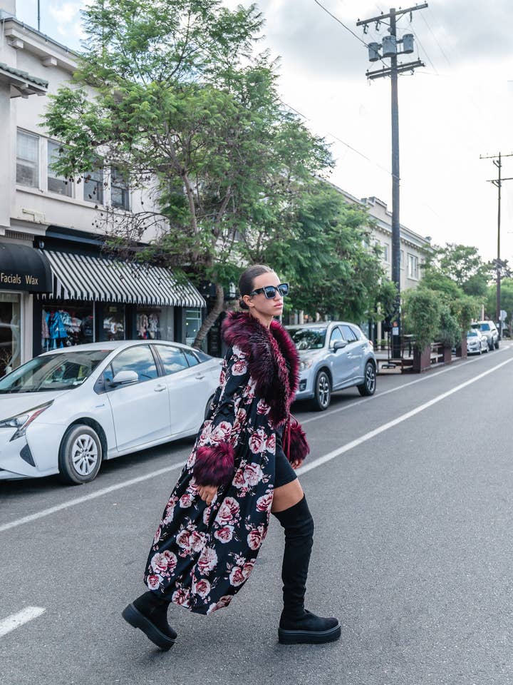 Jennafer Grace - Wholesale Fur/Faux Fur Coat - Women's - Penny Roses Nouveau Faux Fur Jacket3