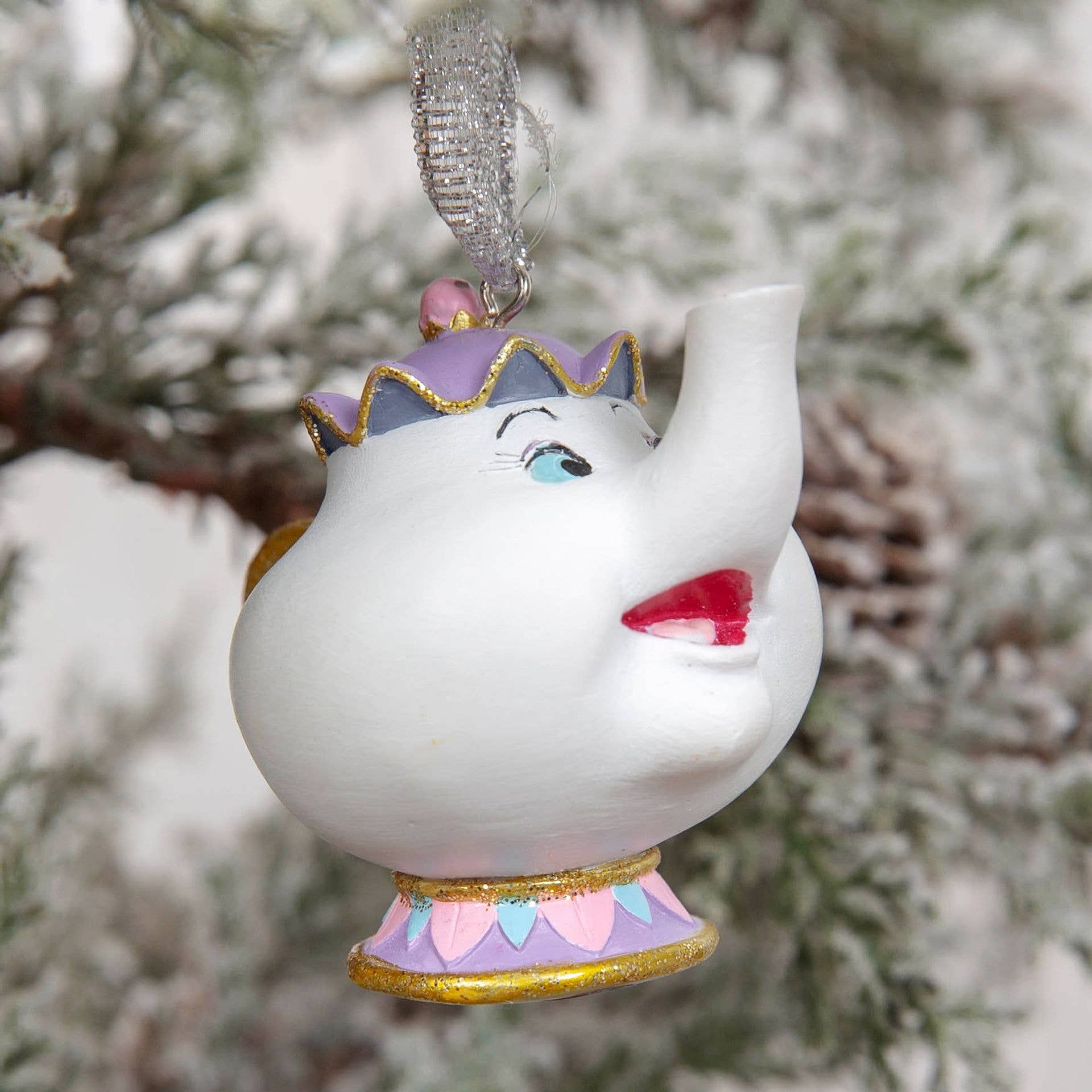 WIDDOP and Co. - Wholesale Christmas Decoration - Disney Set of 4 Beauty & The Beast Resin Hanging Decorations5