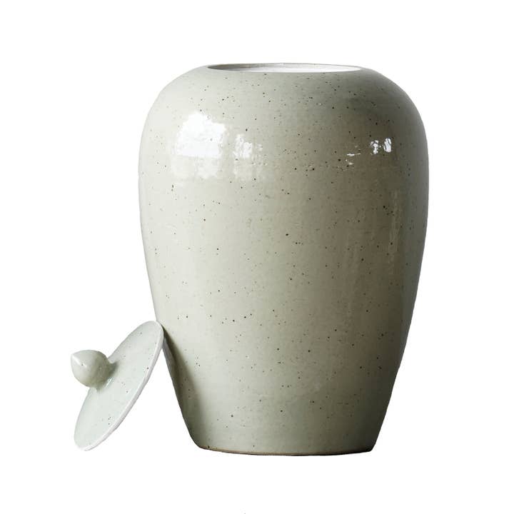 Blue Ocean Traders - Wholesale Decorative Jar - Jingdezhen Porcelain Cream Glaze Storage Jar