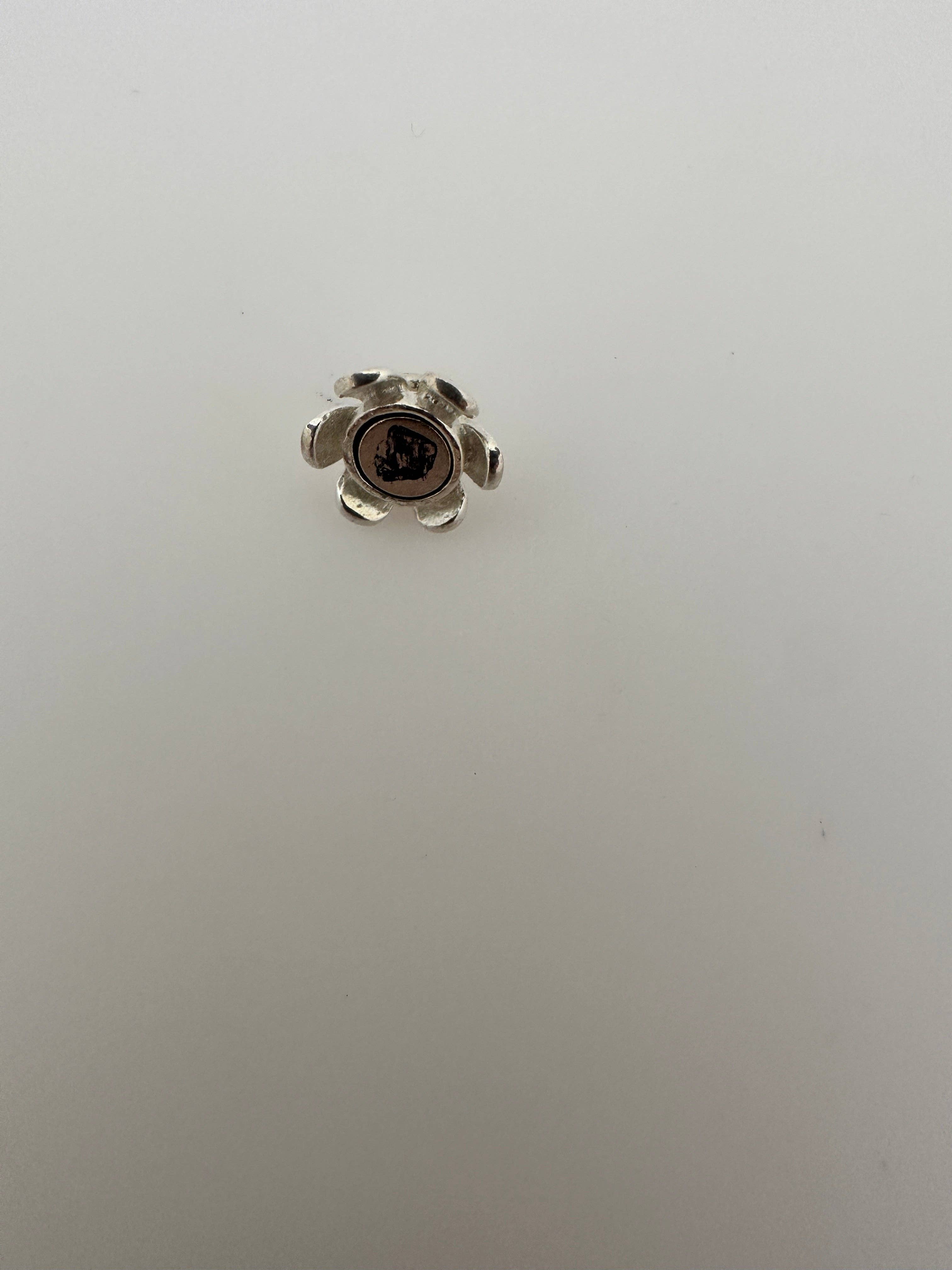 Purity Beads - Vente Fermoir - Fermoir magnétique en forme de fleur en argent sterling | Fermoir une pièce en argent sterling | Taille : 16 mm x 8 mm C18SS4