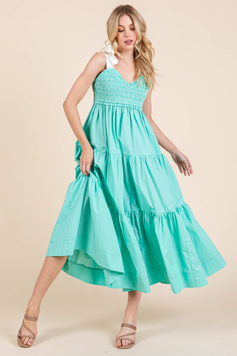 GeeGee x Lovelo - Vendita all'ingrosso Vestito - Donna - Abito midi plissettato a balze taglie comode, MD51552PL12