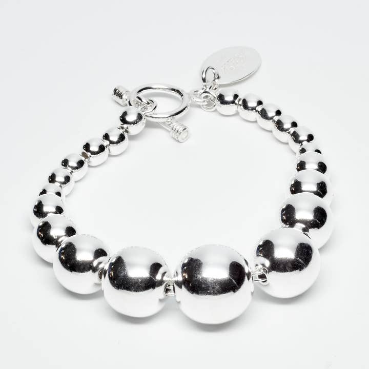 Ensemble de collier et bracelet en perles d'argent sterling graduées pour la vente par Renata Rubio 92.5