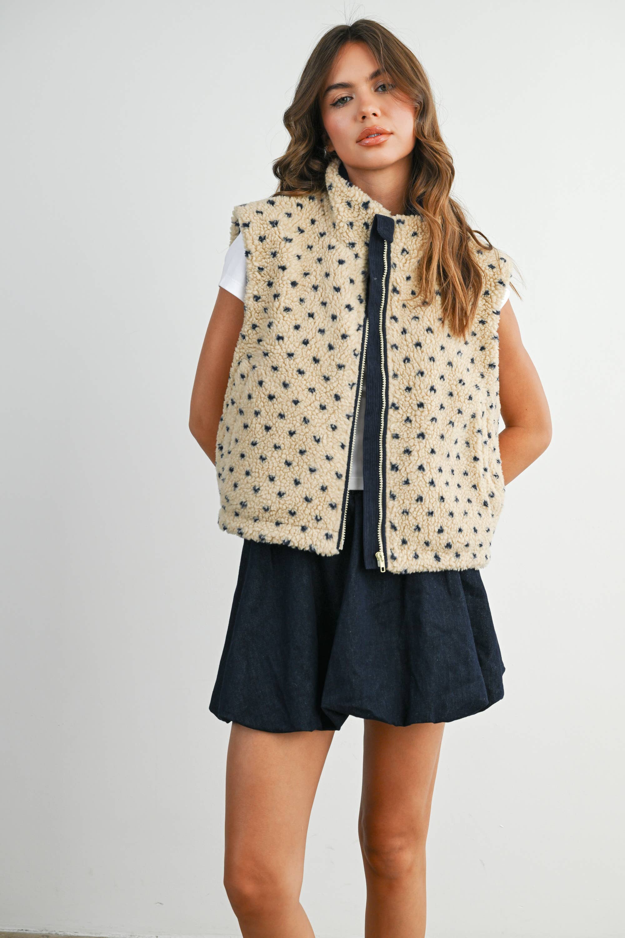 BUTTERMELON - Wholesale Jacket - Women's - Floral Fleece Sleeveless Vest - BMJ78495
