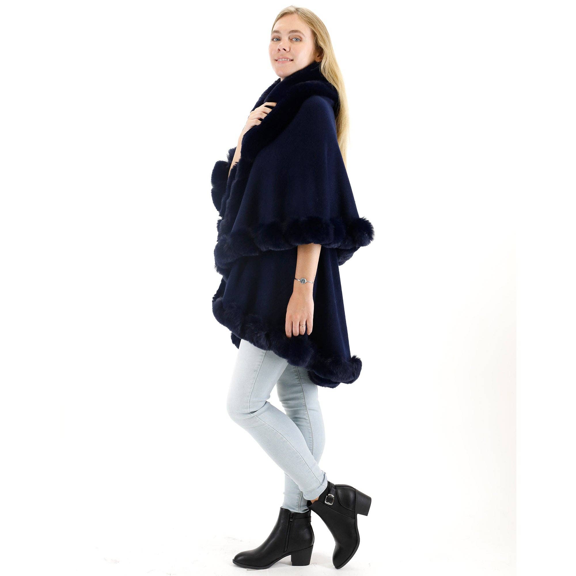 TAPA fashion - Wholesale Poncho - Women's - Solid Color Fur Double Layer Poncho SH925 (3PC)27