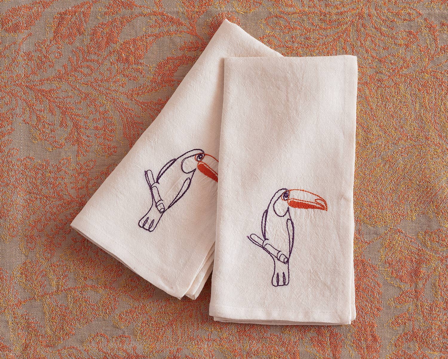 BUSATTI - Wholesale Dinner & Cloth Napkin - ITALIAN GARDEN - Set of 2 embroidered napkins6