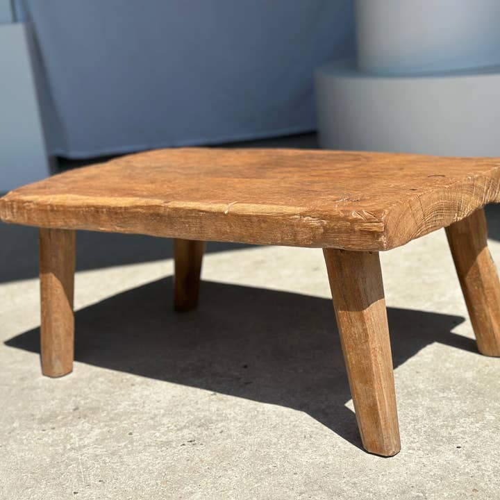 Office Objets - Venta al por mayor Mesas auxiliares - Mesa baja pequeña de teca rubia cuadrúpeda H:30 L:63,5 l:4046