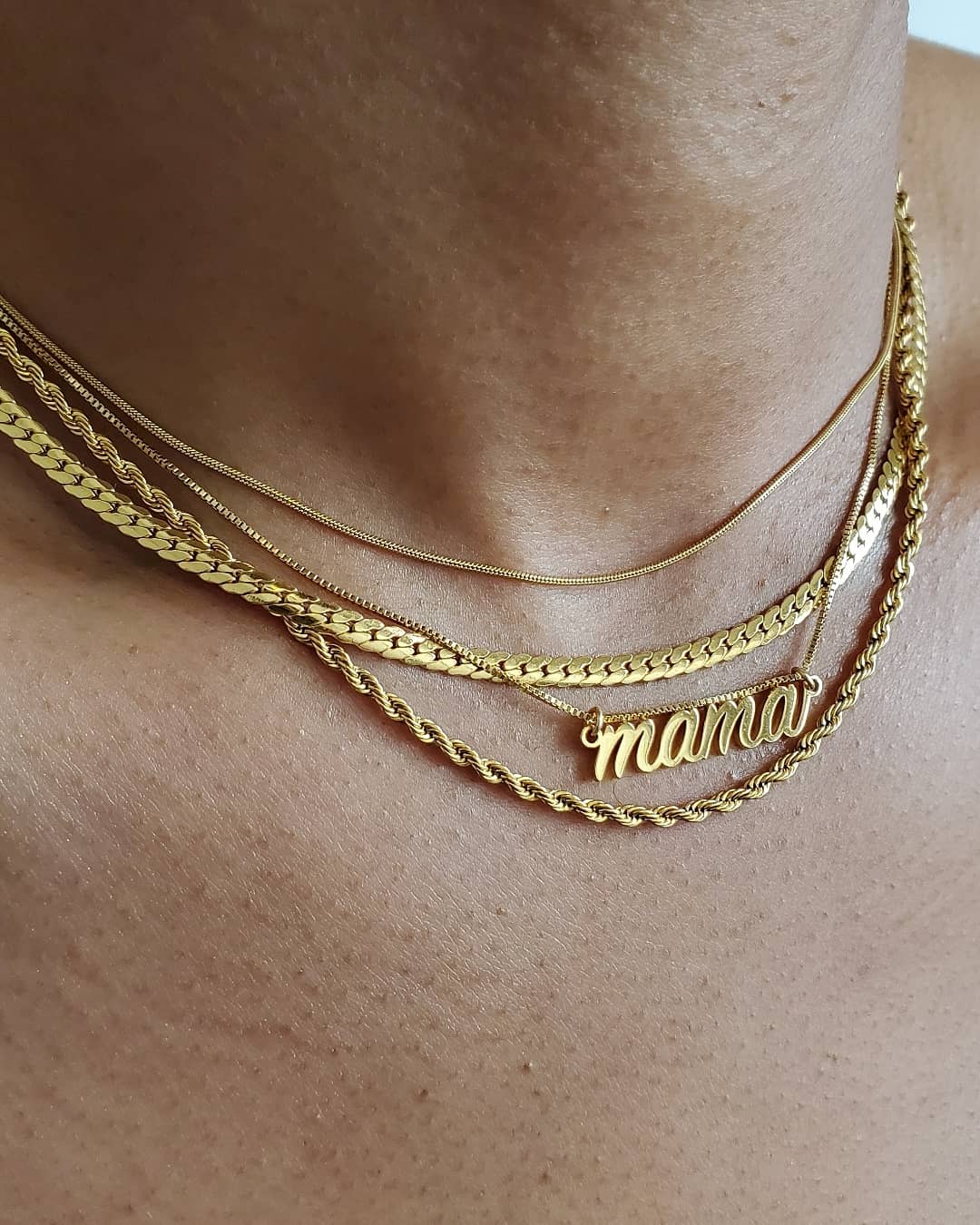 Admiral Row Jewelry - Vente Collier maille et chaîne - Collier à chaîne Skinny Snake - Bijoux d'inspiration occidentale2