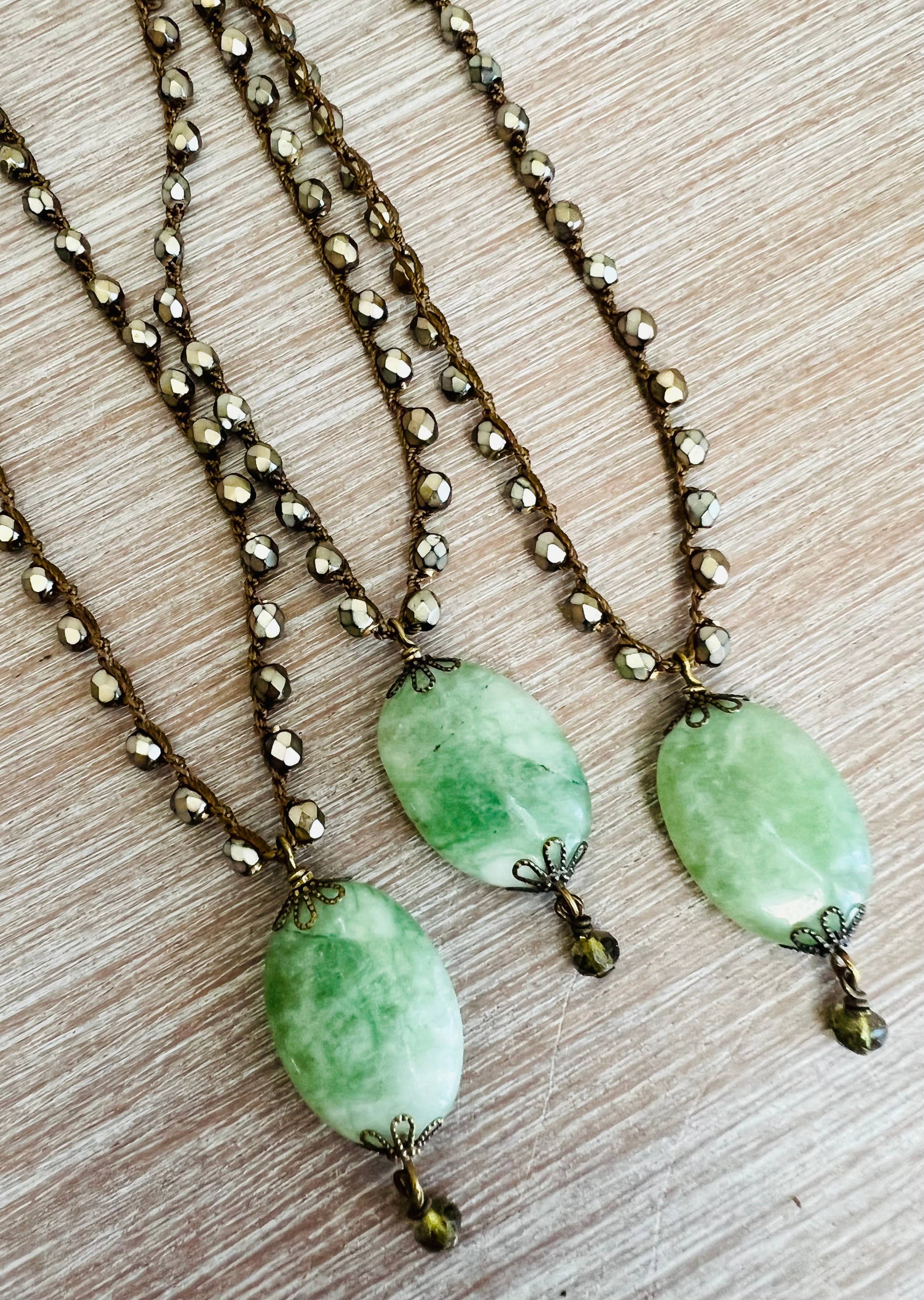 Twist Style – Engroshandel Halskæde med vedhæng – Victorian Green Aventurine Stone Drop vintage stil halskæde1