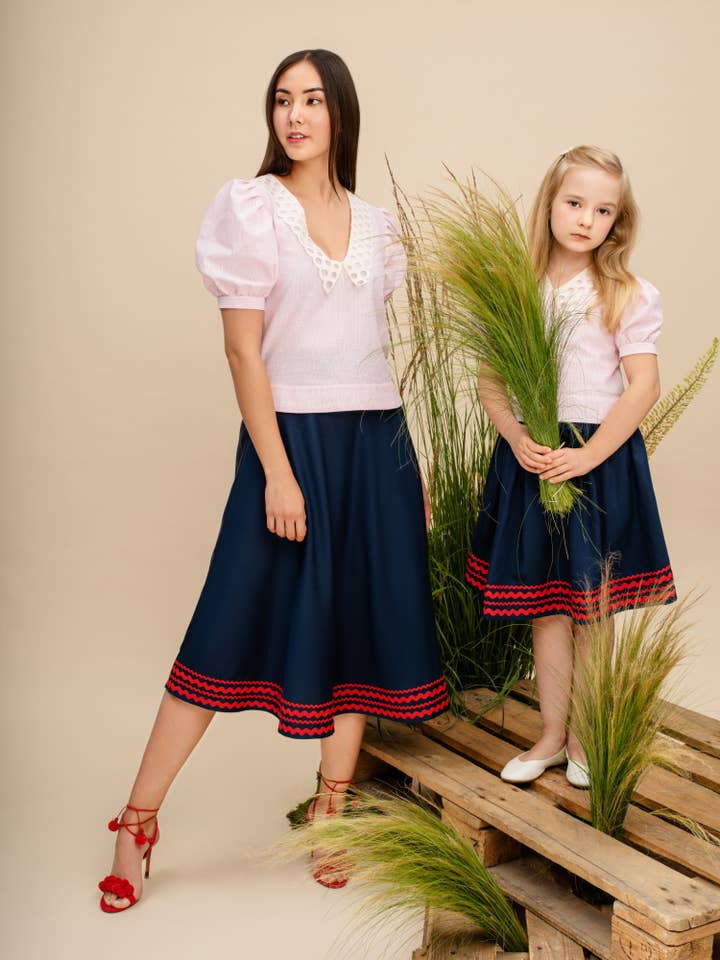 Armada Petal Girls Falda - Azul marino de venta al por mayor en Faire1