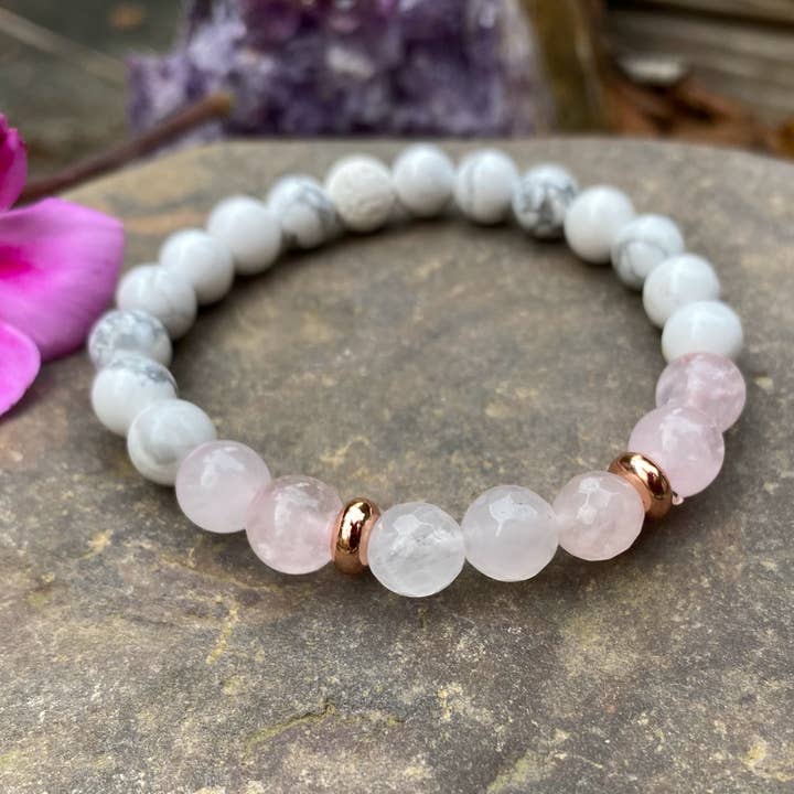 Coconut Quartz – Engroshandel Perlearmbånd – ROSE QUARTZ+HOWLITE ARMBÅND SELV KÆRLIGHED ARMBÅND Pink Hvid1