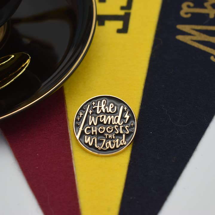 All Little Cute Things - Wholesale Lapel pin/button - Harry Potter The Wand Chooses Enamel Pin Lapel Brooch Party1