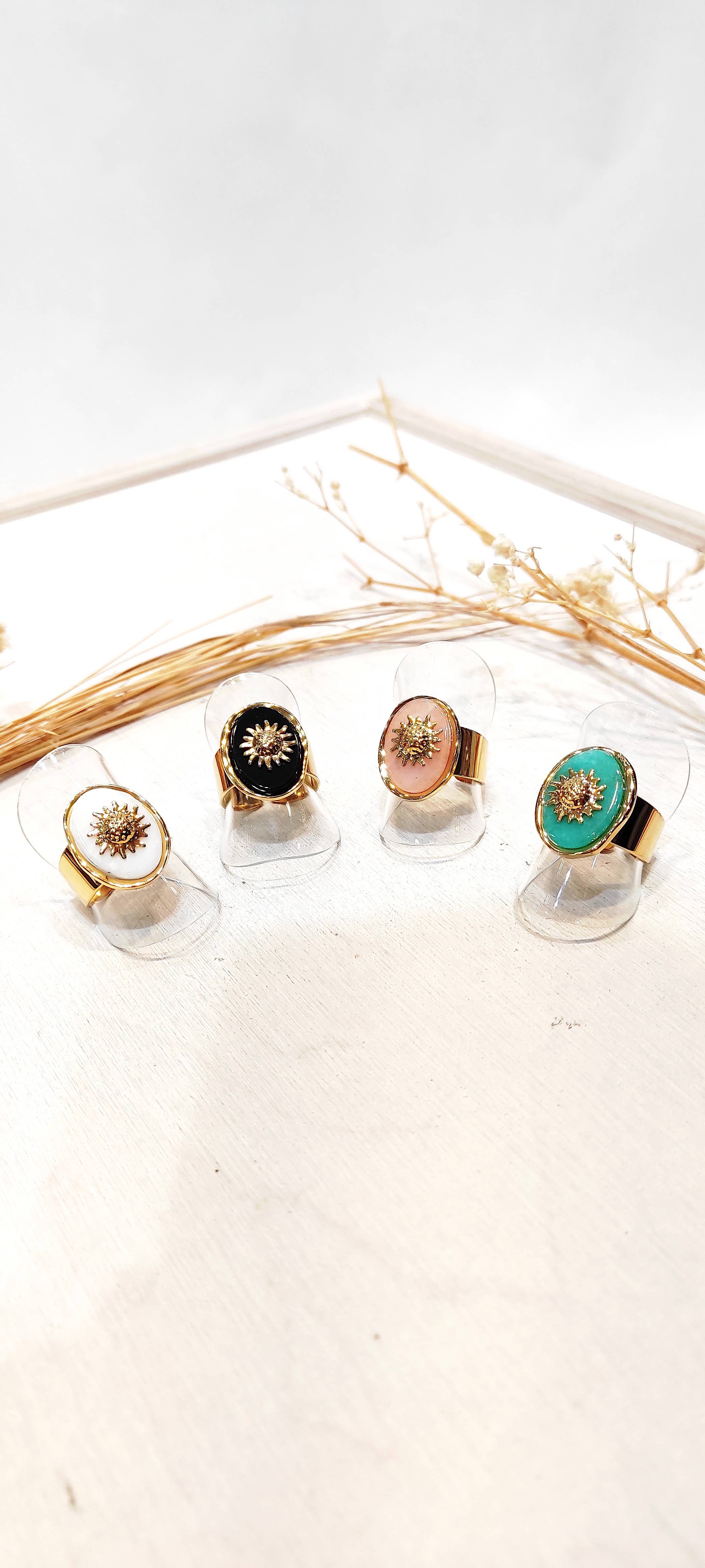 LOLO & YAYA - Wholesale Band/Stacked Ring - Ring with Oraine sunstone1