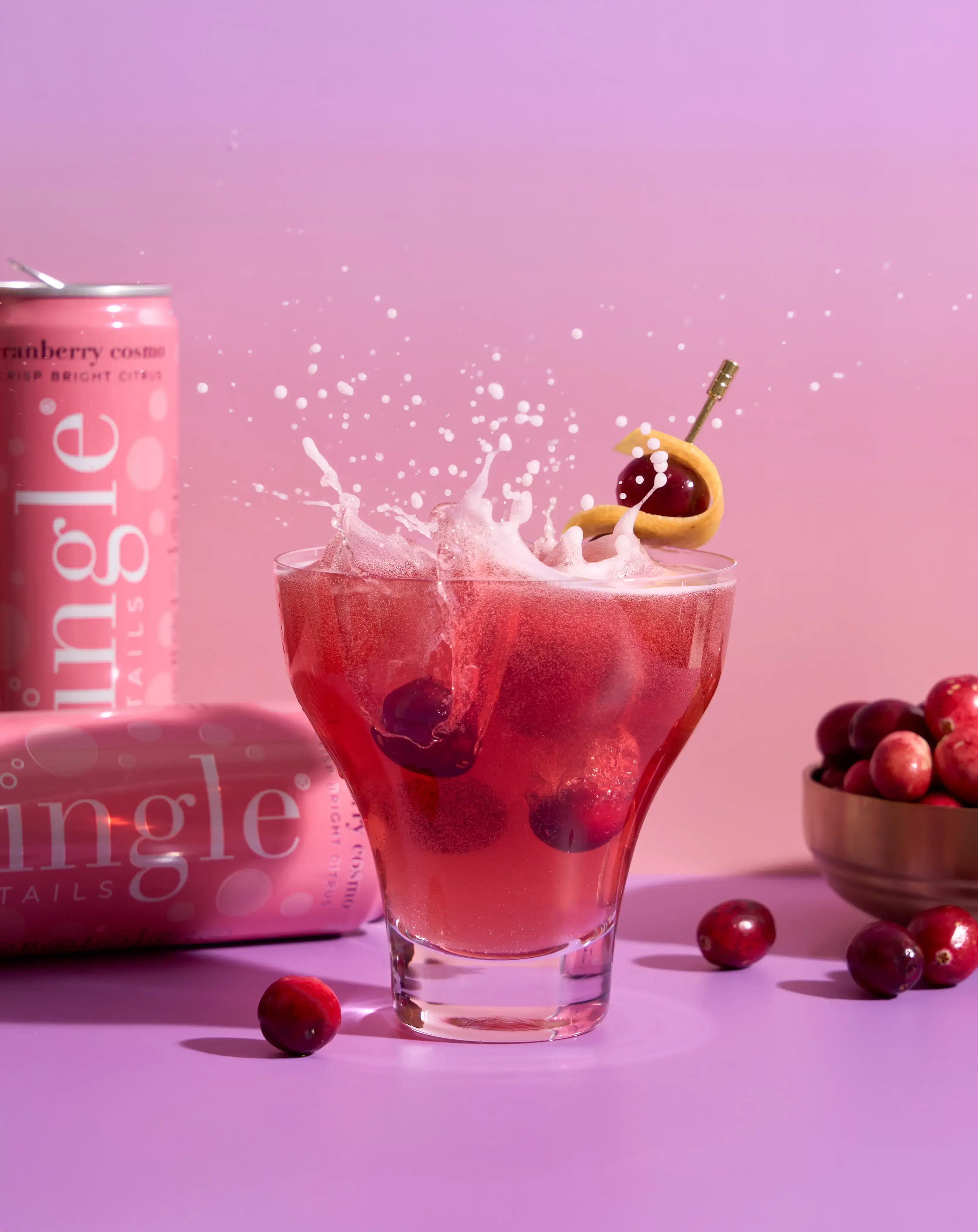 Mingle Mocktails - Wholesale Non-Alcoholic Aperitif/Mocktail - Cranberry Cosmo Mocktail3