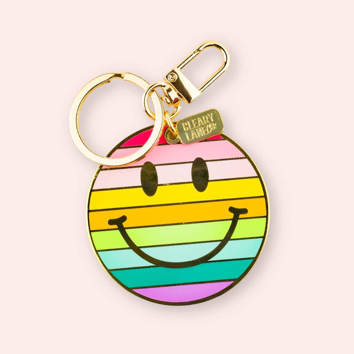 Cleary Lane - Wholesale Sleutelhanger - Dames - Smiley Face Rainbow emaille sleutelhanger