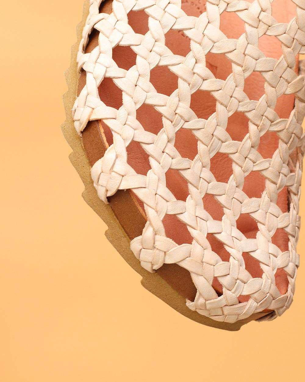 Mexas EU - Wholesale Mules - Women's - PUEBLA - Woven light brown leather mule with bio sole2