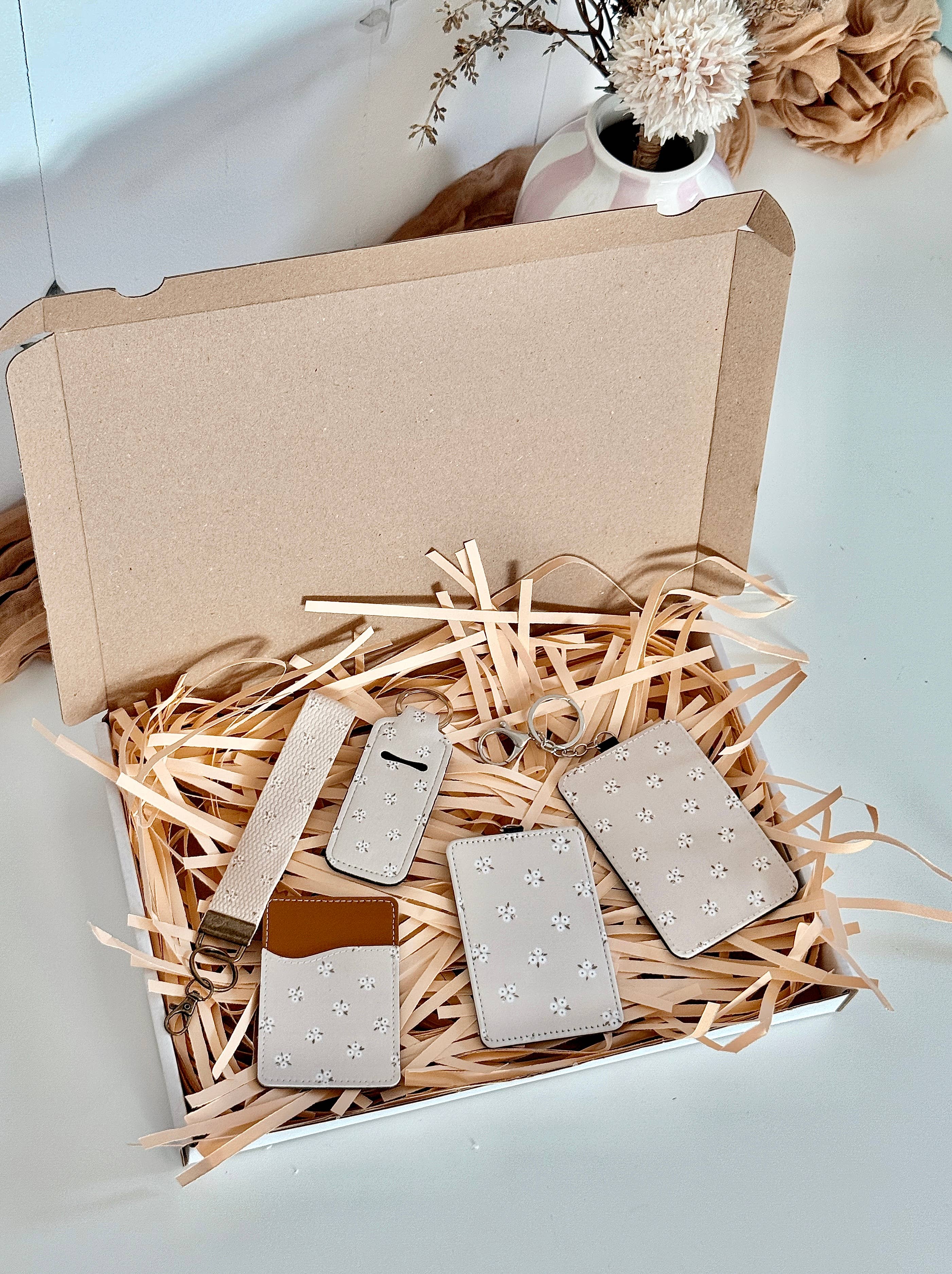 the cute cloud – wholesale Presentpåseset/-förpackning – Presentask "Arbetaren" Matchande Tillbehörspaket 12 Mönster4