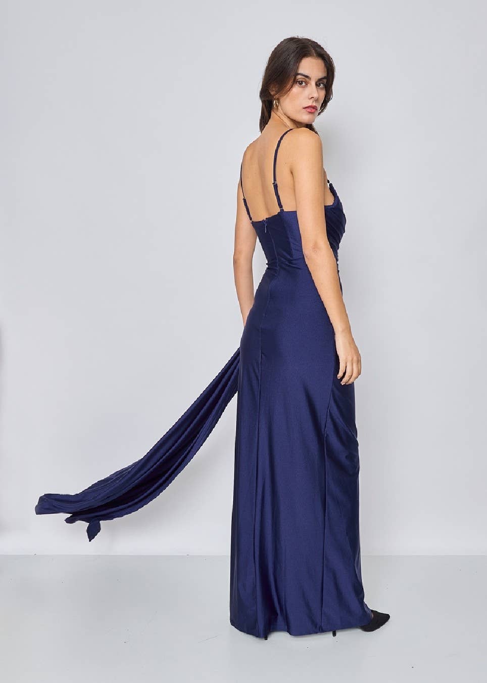Eva & Lola - Epsilonn - Vente Robe de soirée – femme - HM2395 - Robe de soirée élégante satinée avec fente haute6