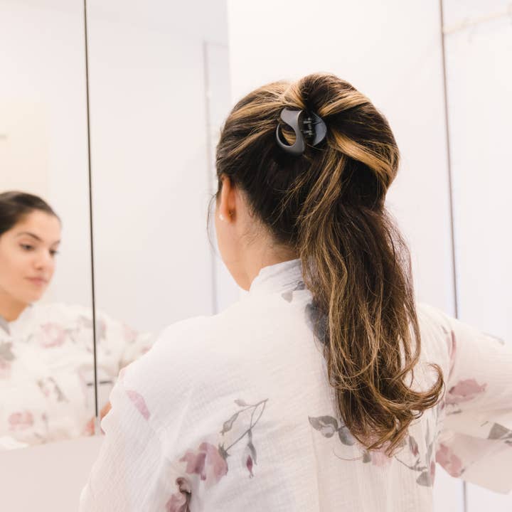 Axcessorize – Großhandel Haarclip – Damen – Große Haarklammer. Brötchenclip aus Acetat12