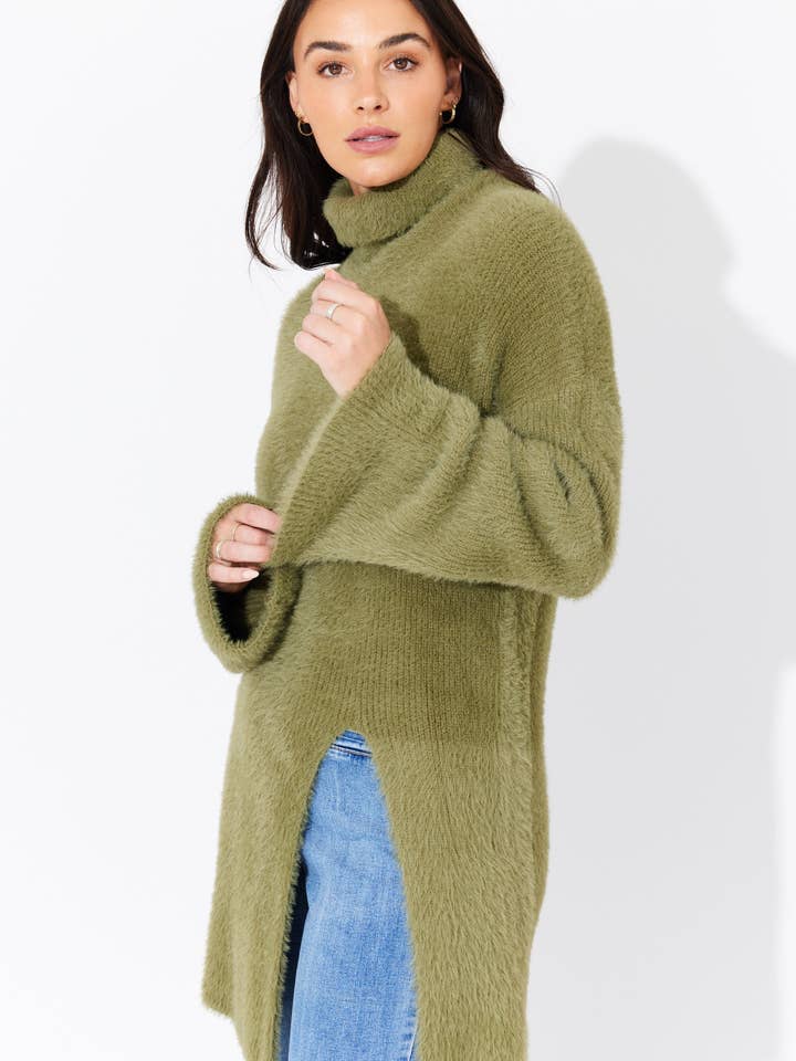 BTL The Label - Wholesale Cardigan – Women’s - CASSIE KNIT25