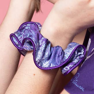 chouchou ganse eve viola per la vendita all'ingrosso da parte di Petrusse Paris