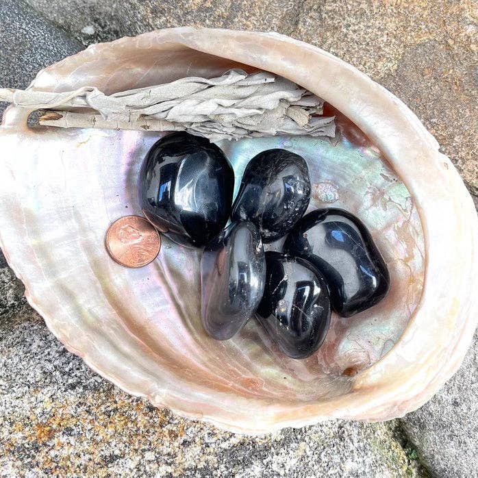 Bodhi Leaf Market - Wholesale Spiritual Stone/Crystal - Polished Onyx Crystals - Size Comparison Available