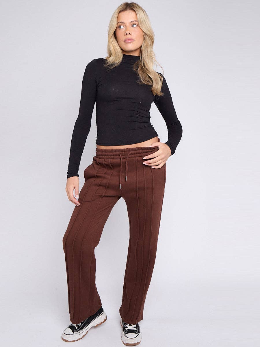 Stylewise Direct – wholesale Lounge Sweatpants/jogging bottoms – Women's – 3 Seam Detail Wide Leg Fleece Joggers1