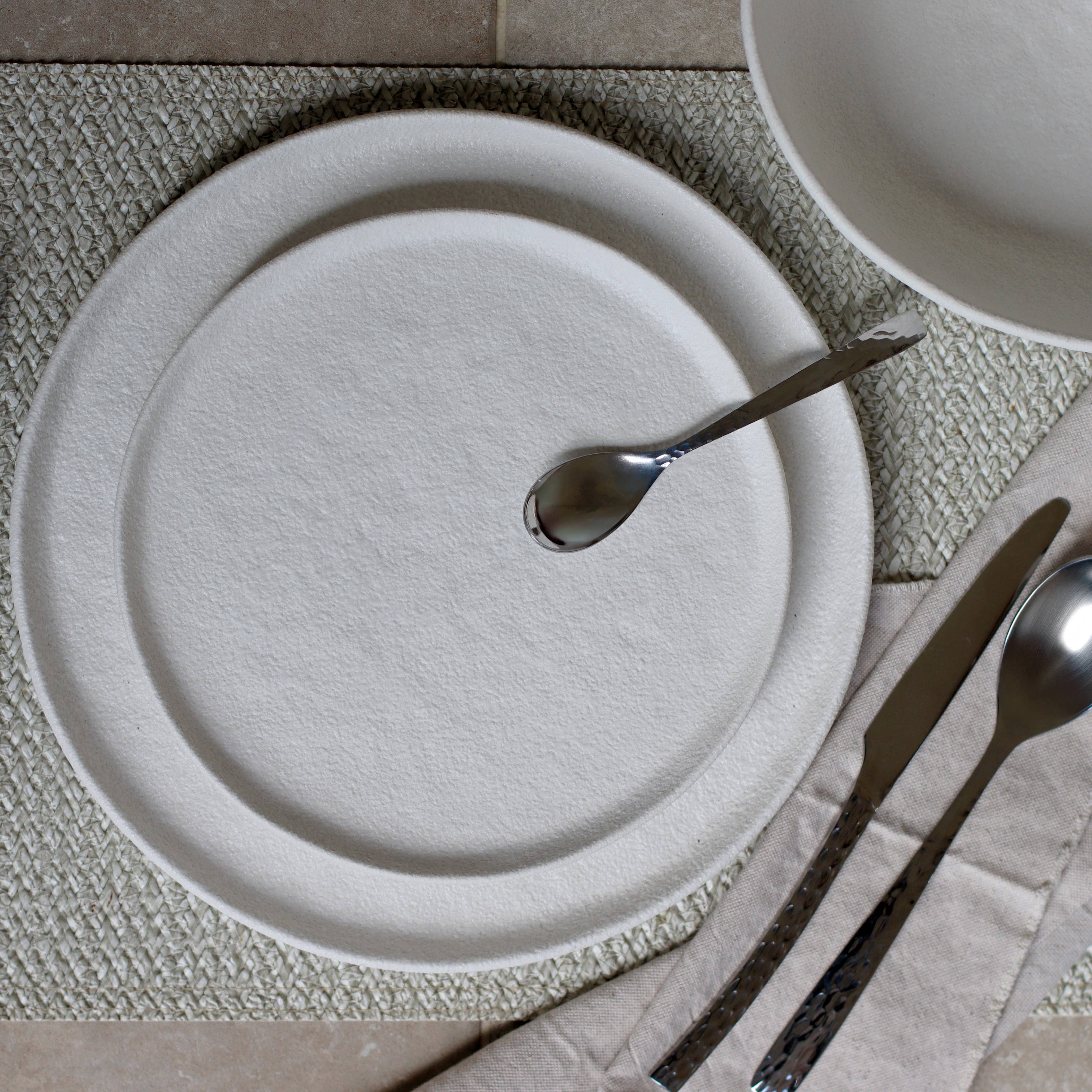 Ogo living - Wholesale Dinner Plate - Snowstack plate 27cm in matte white stoneware1