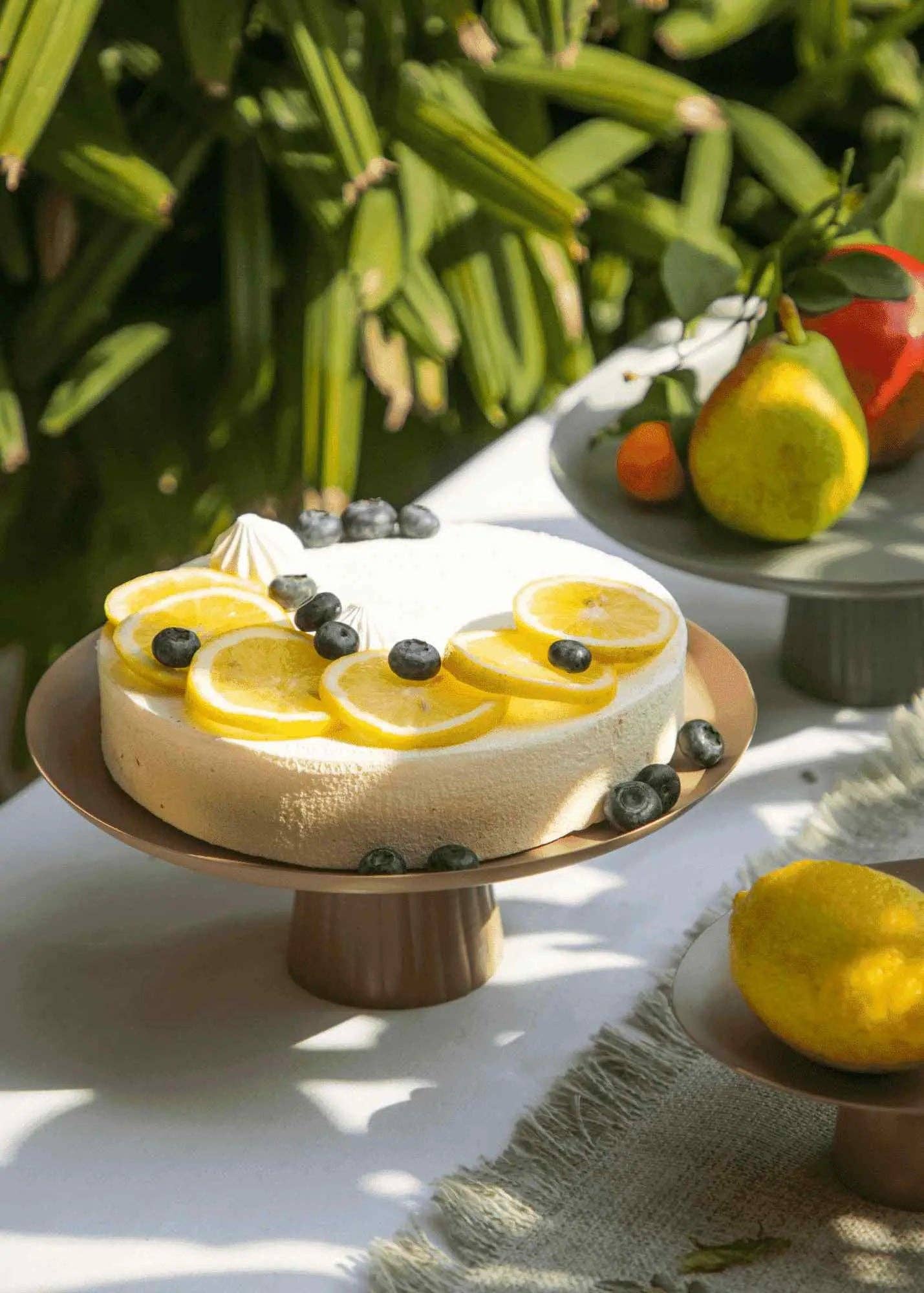 Casa Amarosa - Wholesale Cake Stand - Avisa Cake Stand-Dusty Pink, 9.44 Inches2