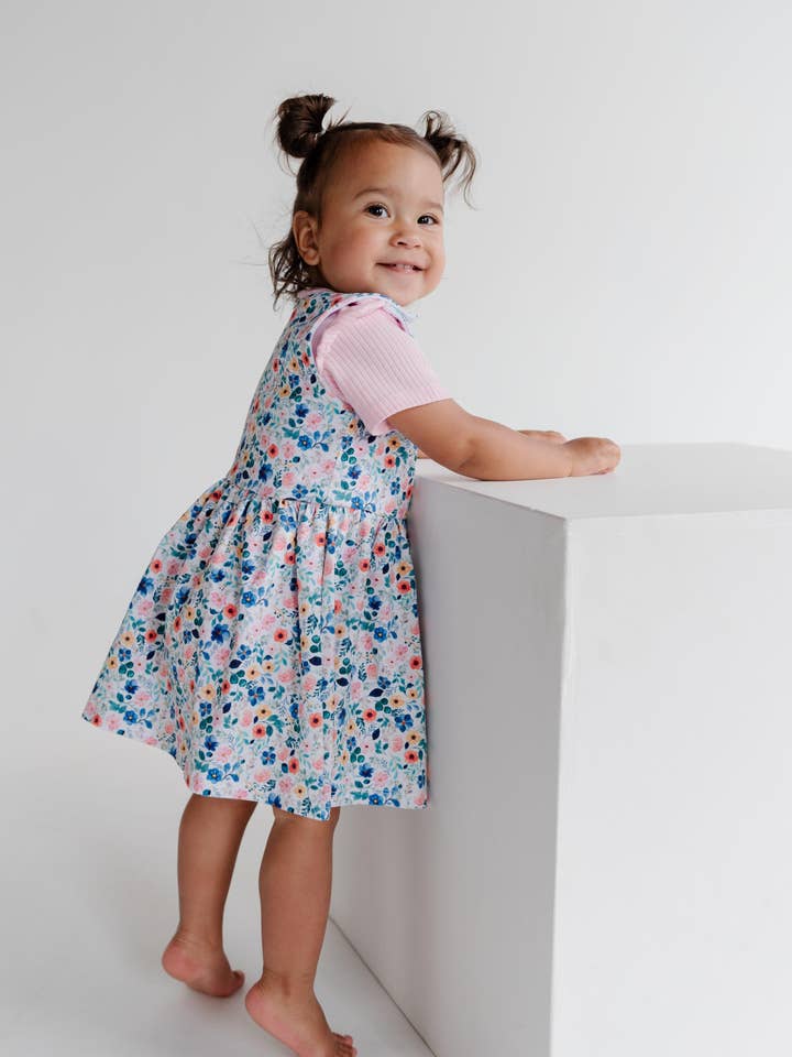 Vestido Floral Branco Dainty por atacado de ClayBearOfficial
