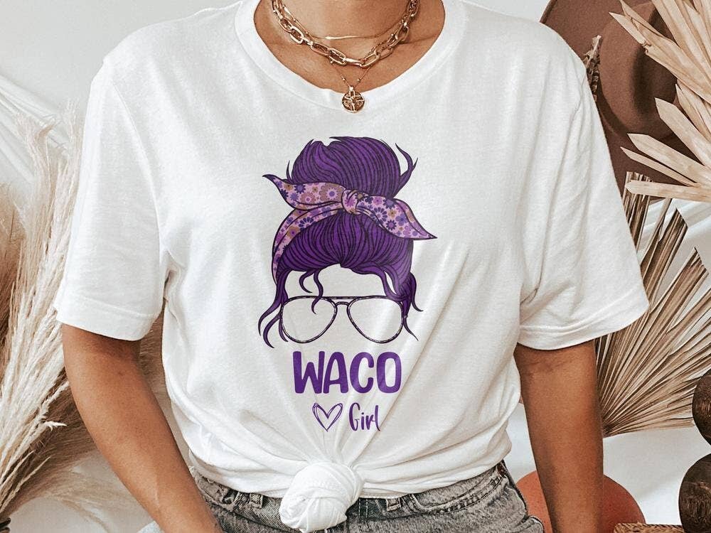 PositiveParty – T-shirt estampada - Mulher por atacado – Camisa Waco Menina, Presente Born In Waco0