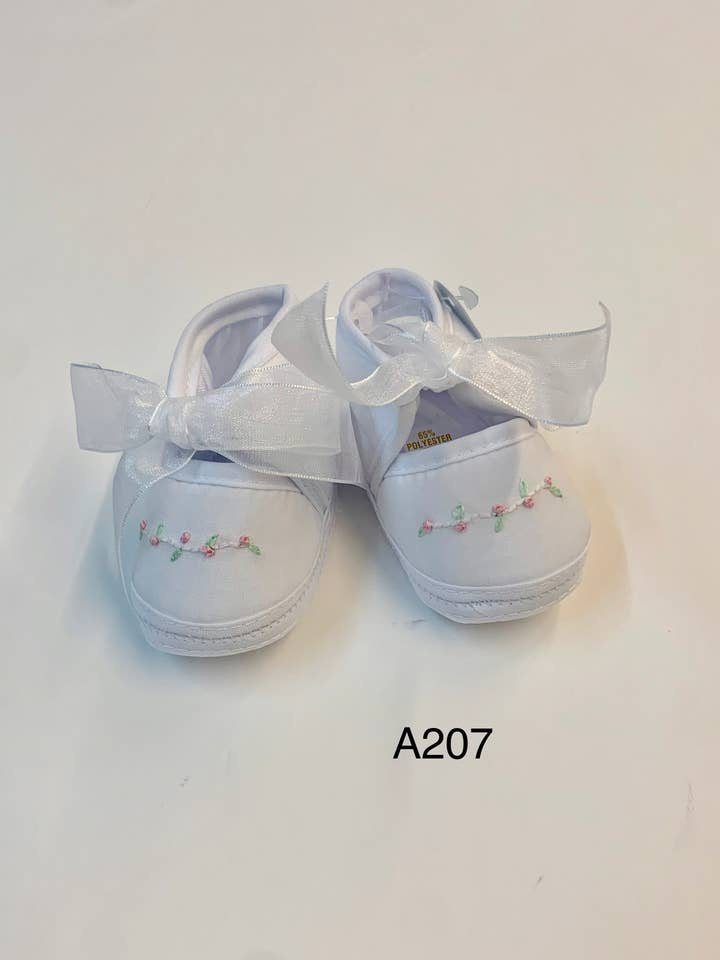 A207 Embroidered Baby Shoe for wholesale by Will'beth