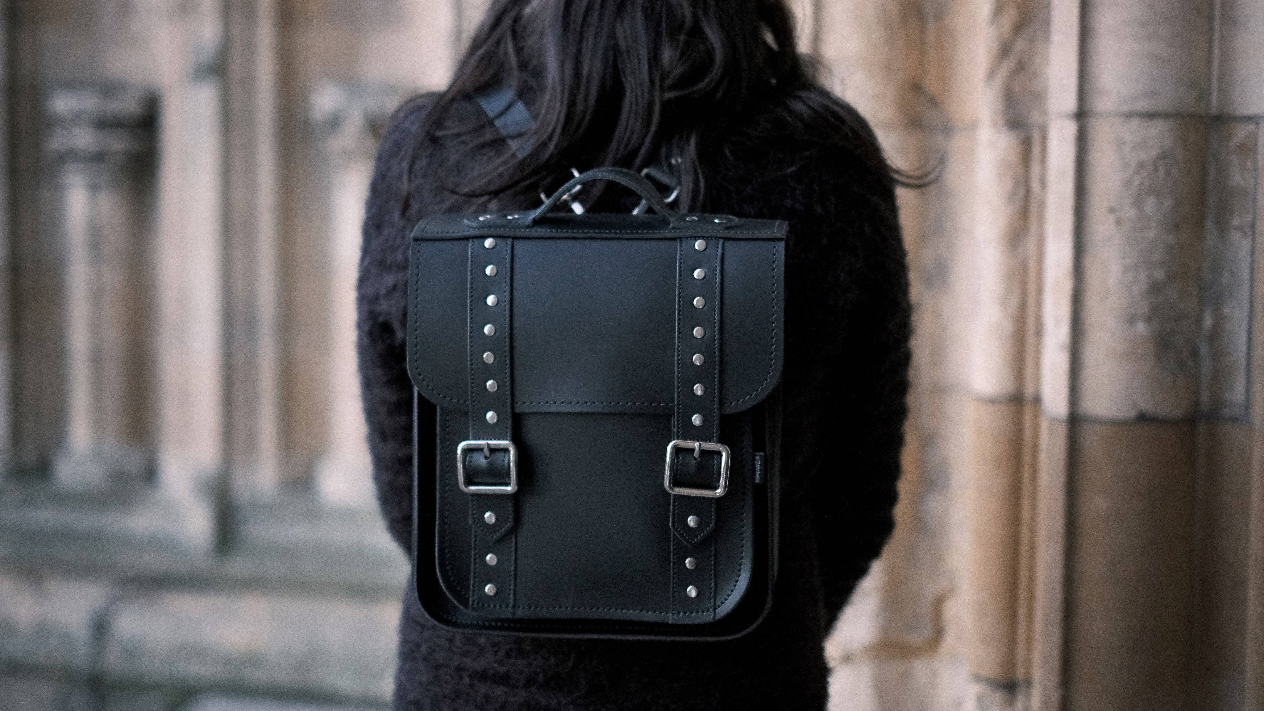 Zatchels - Vendita all'ingrosso Zaino - Donna - Zaino da città in pelle fatto a mano - gotico con borchie - nero4