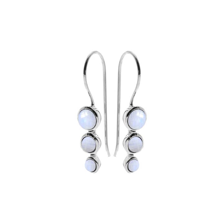 Pendientes de rondas de piedra lunar arcoíris graduada Bridget para venta al por mayor de Kali Ma Designs - Sterling Silver Jewellery