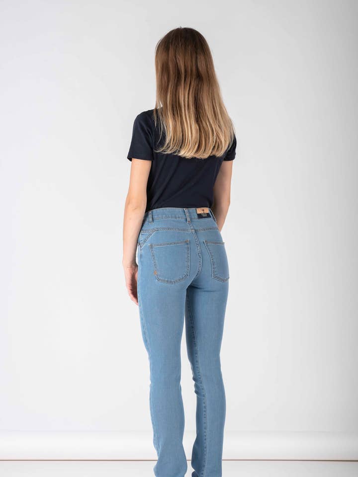 Holly Light slim-fit jeans met hoge taille en rechte, smalle pijpen voor wholesale door Par.Co Denim