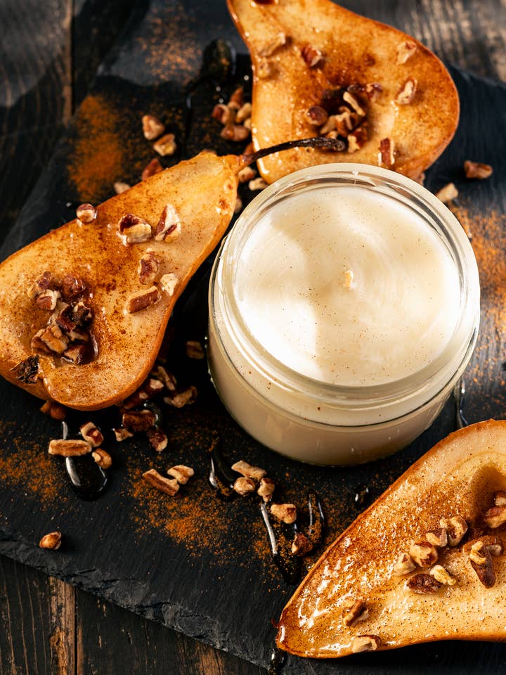 11 oz Pear Crumble Candle for wholesale by Velvet Whiskey Candle Co