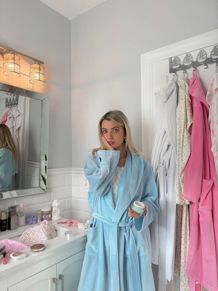 Sunkissed Coconut - Wholesale Robe - Women's - Light Blue Dream Hotel Robe