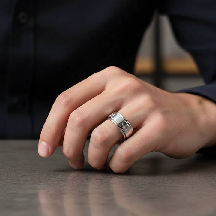 WJW - Vente Anneau/bague à empiler - Bague Cross Spinner Center en acier inoxydable hautement poli2