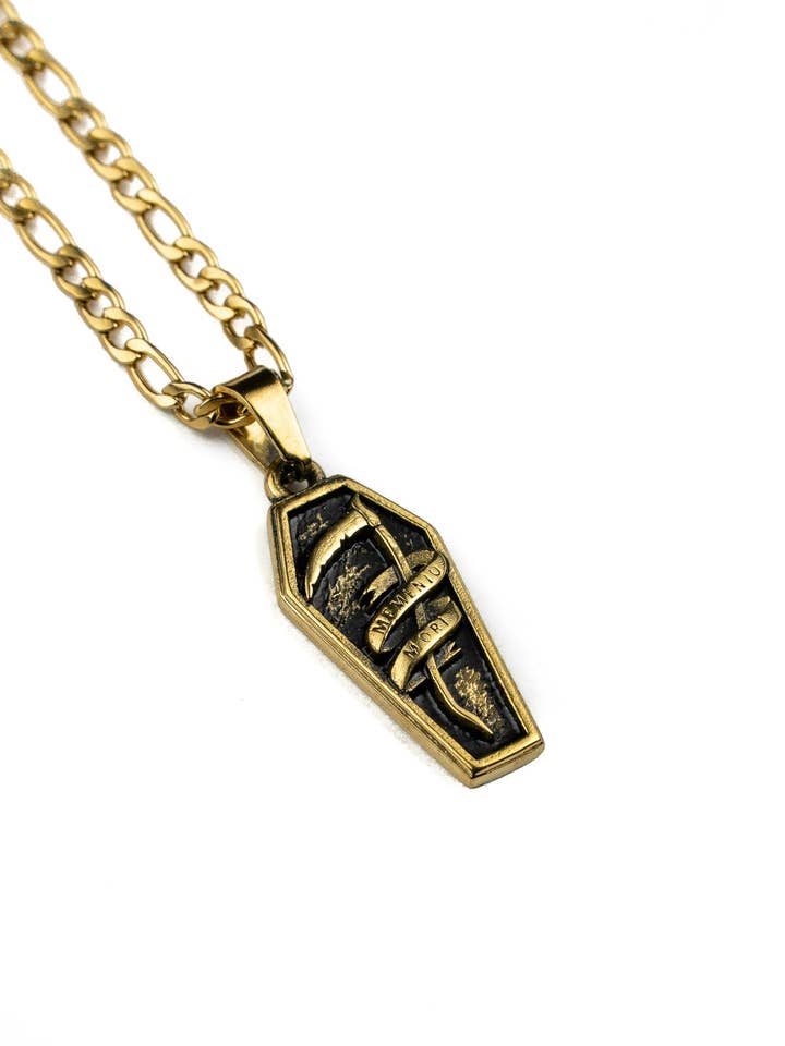 Pendentif & Chaîne "Ne Crains Pas la Mort" pour la vente par SAVAGE TACTICIANS