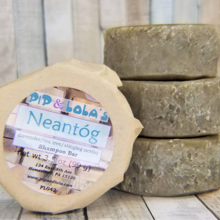 Pip & Lola's Everything Homemade - Wholesale Shampoo Puck/Solid Shampoo - Neantog - Stinging Nettle Lavender and Tea Tree Shampoo Bar