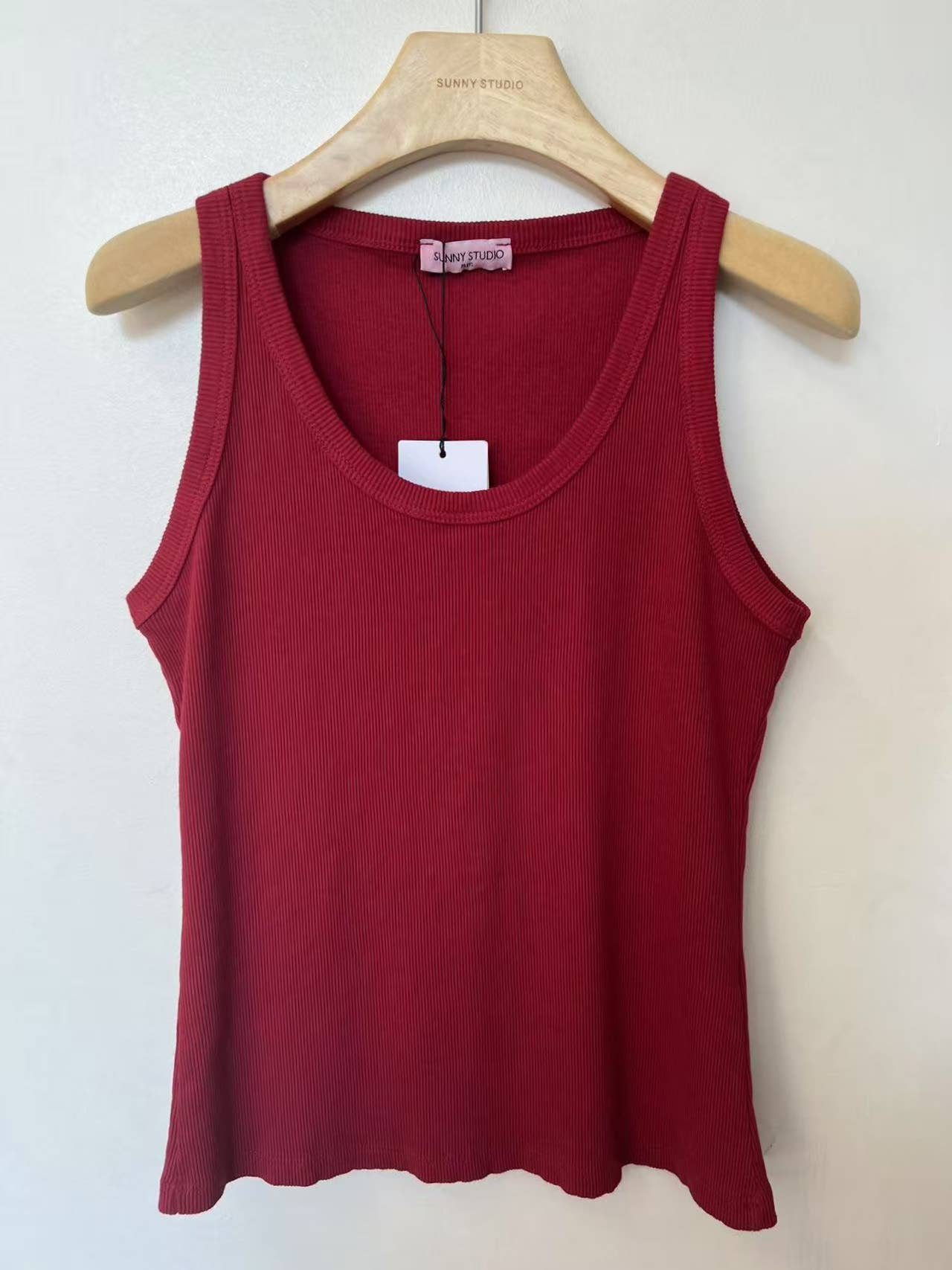 SUNNY STUDIO - Wholesale Tank Top - Women's - Women's Sleek Tank Top4