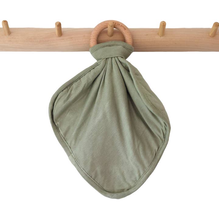 Manta de apego de bambú en oliva para venta al por mayor de Snuggly Figs Ltd.