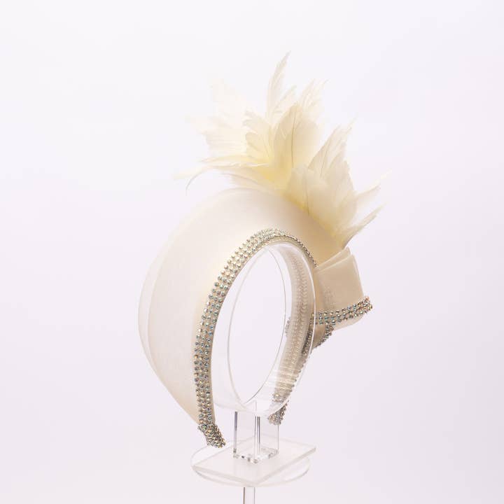 KaKyCo - Wholesale Fashion Headband - Women's - Feather, Rhinestone, Crinoline Embellished Headband | AJ849H3