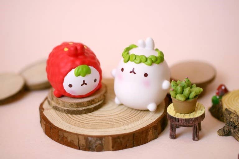 K-Wonderland – wholesale Figurine toy – Kids – Molang Costume Dress up Random Figurine Toy Vol2 Box 8