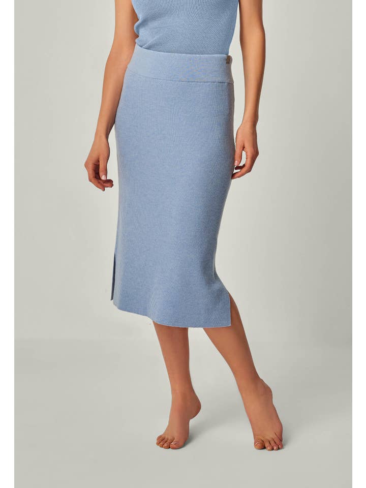 YOU LOOK PERFECT Loungewear – wholesale Lounge set – Women's – LOUNGEWEAR SET - Top Blossom & Skirt Erika5