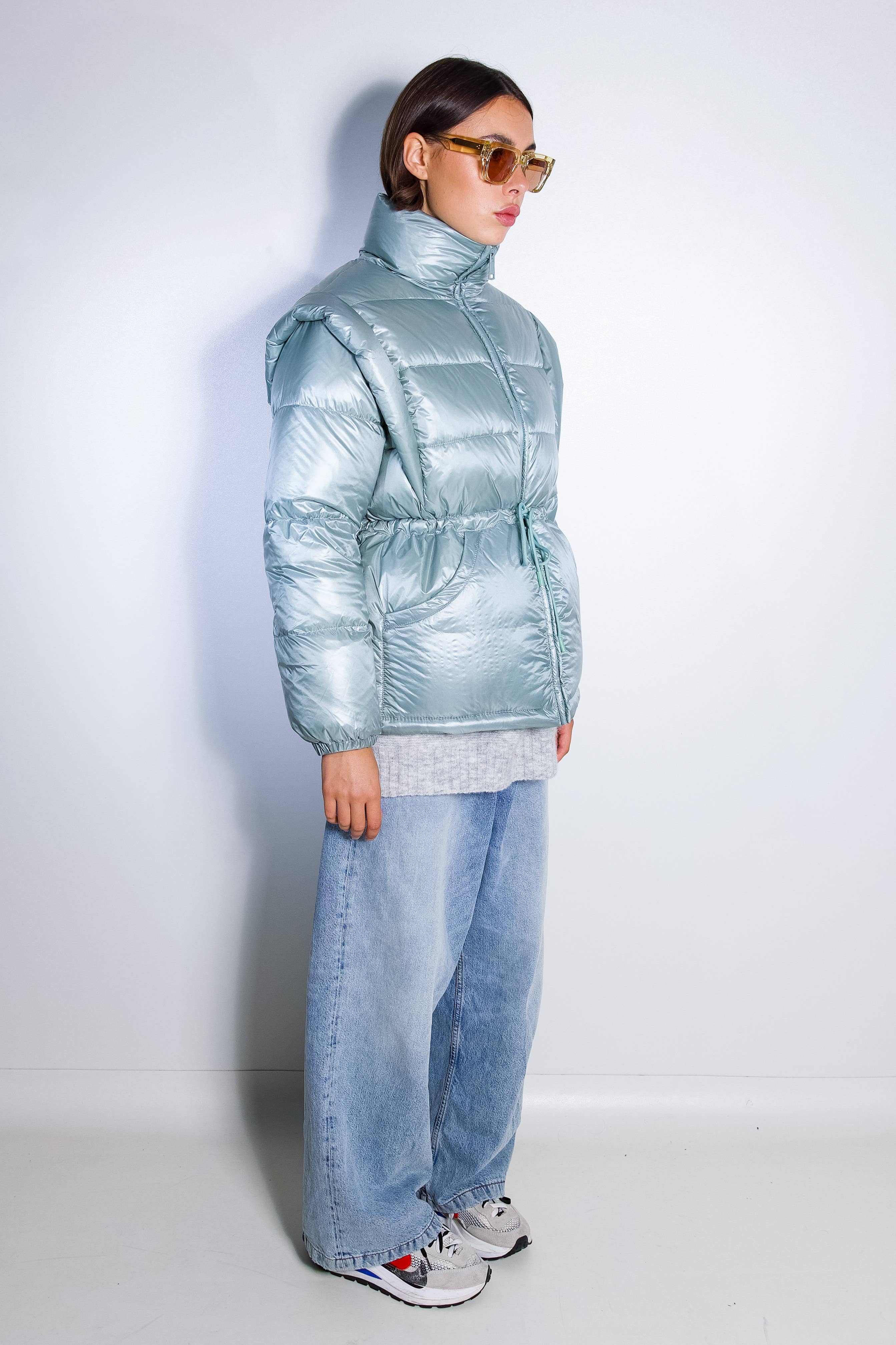 ARTFLOW - Wholesale Puffer Jacket - Women's - Detachable sleeve puffer jacket18