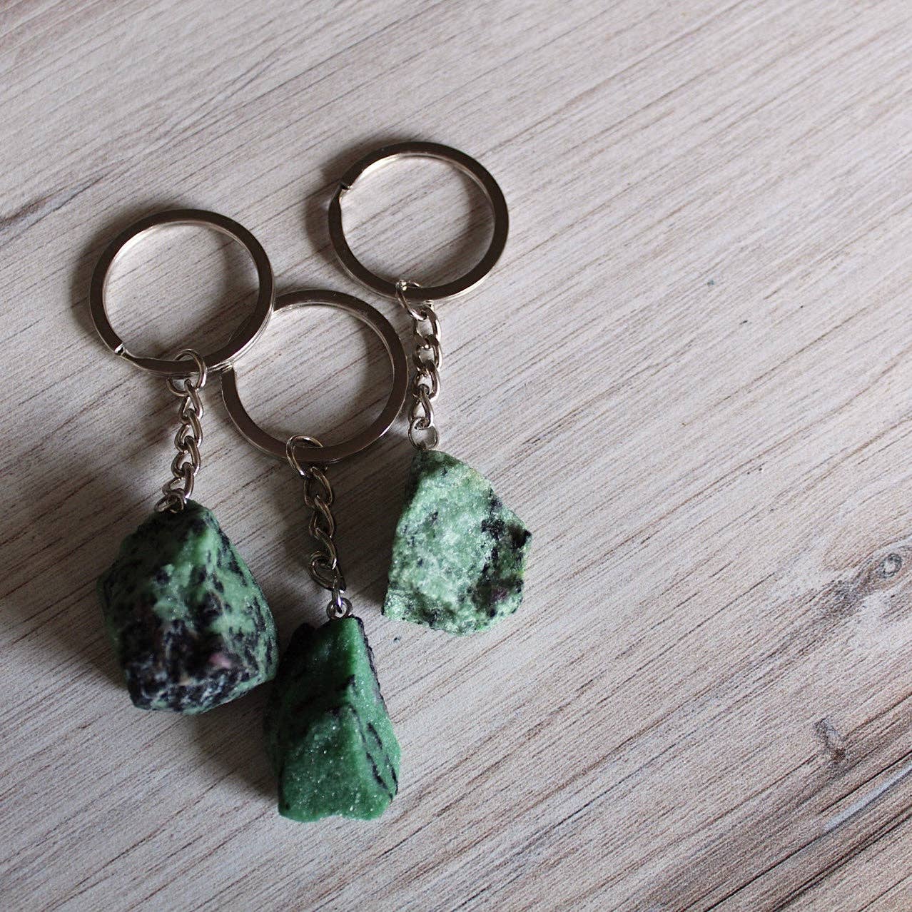 Pebble House - Wholesale Keychain - Unisex - Raw Crystal Keychain (Crystals & Stones)2