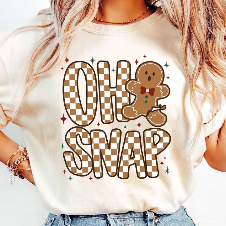 Oh Snap Lebkuchen Tee, Trendiger Karierter Weihnachtspullover für den Großhandel von NVC Ecommerce LLC