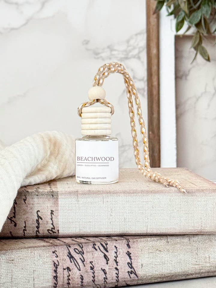 Diffusore da appendere per auto Beachwood per la vendita all'ingrosso da parte di Spirit Glow Home & Body Essentials